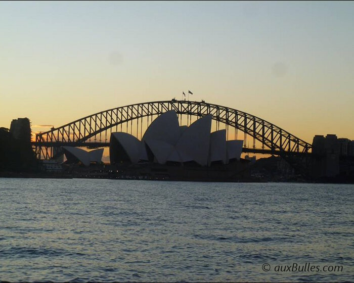 L'opéra de Sydney avec le Harbour Bridge en toile de fond