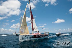 Arrivée du bateau Generali à Saint Barthélemy lors de la Transat AG2R LA MONDIALE Concarneau-Saint Barthélemy en 2010