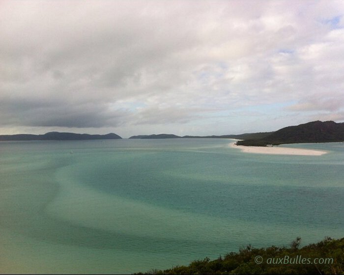 La paradisiaque plage de Whitehaven Beach est l'une des plus belles plages du monde