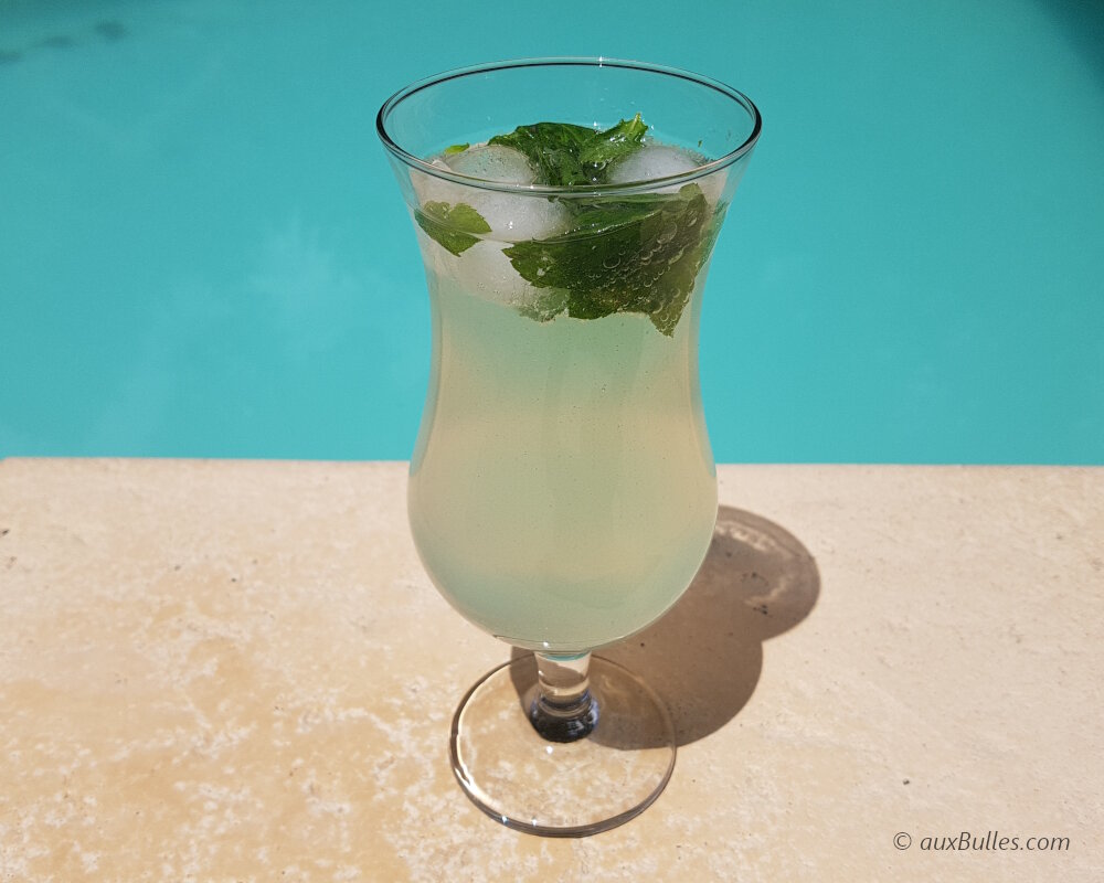 Le Mojito, un cocktail emblématique de Cuba à déguster avec modération Le Mojito, un cocktail emblématique de Cuba à déguster avec modération