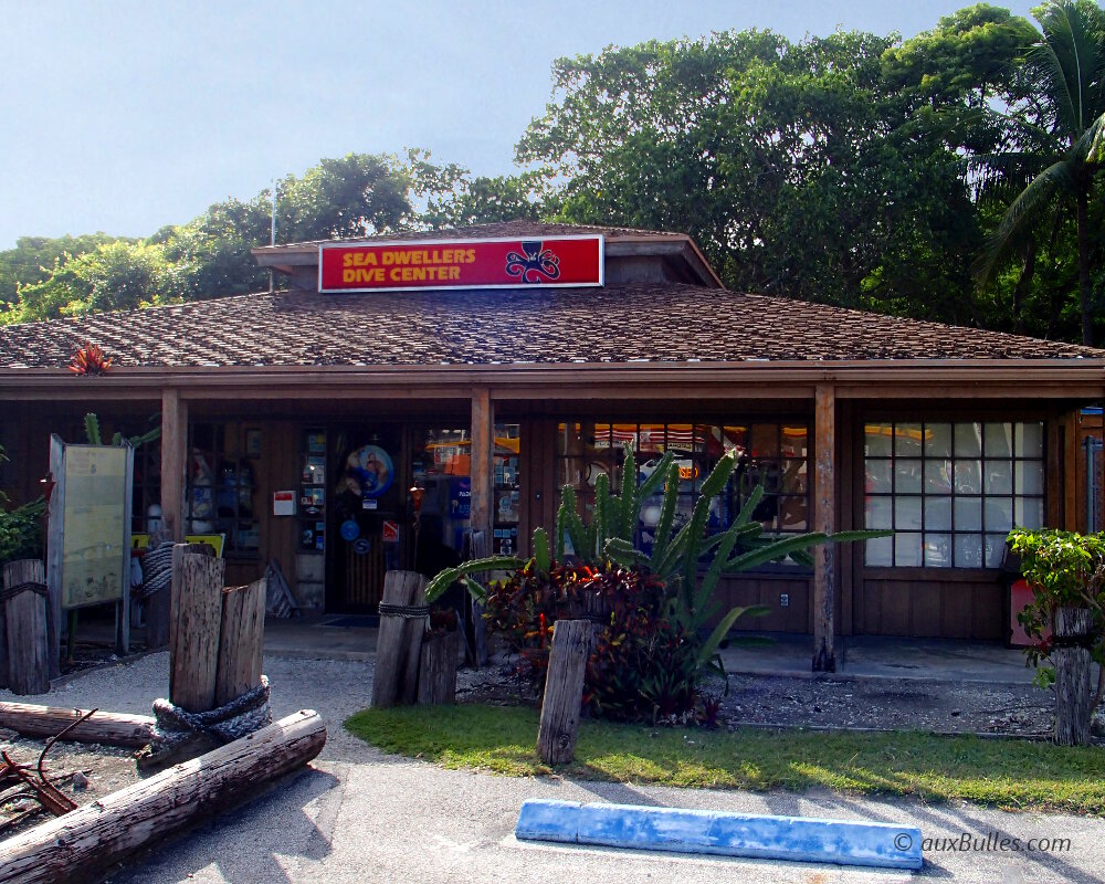 L'ancien emplacement du centre de plongée Sea Dwellers le long de l'Overseas Highway 1