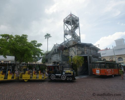 Pour une visite de Key West, laissez-vous guider par les conch trains à travers la ville !