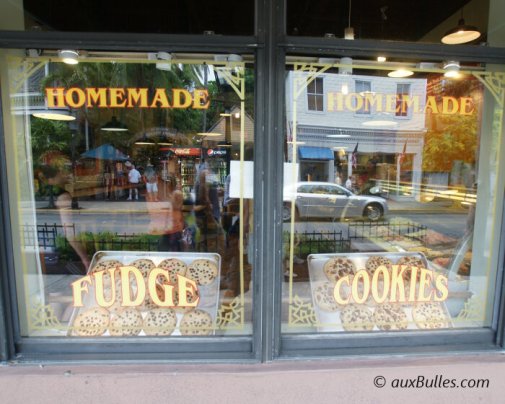 Des cookies géants sont l'occasion de faire une pause dégustation