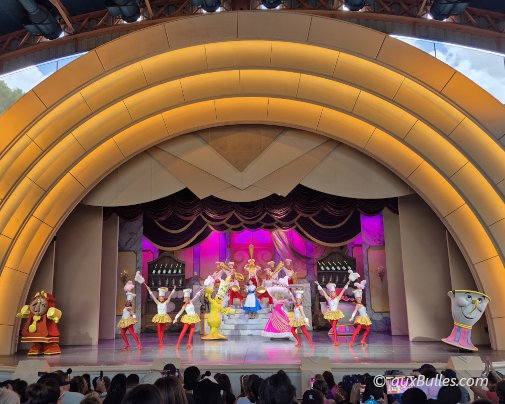 Le spectacle de 'Beauty and the Beast', une adaptation théâtrale d'un grand classique de Disney