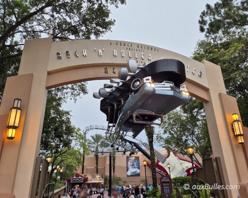 Le Rock 'n' Roller Coaster Starring Aerosmith, l'emblématique montagne russe du parc Disney Hollywood Studios à Orlando