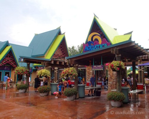 L’entrée du parc Aquatica à Orlando en Floride
