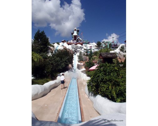 Ne partez pas avant de découvrir le tremplin de ski, un must pour les sensations fortes !