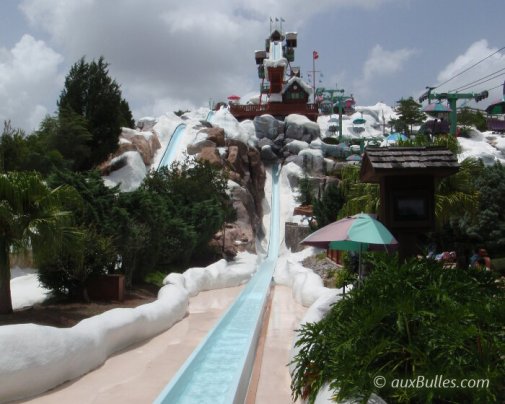 Le parc aquatique de Disney Blizzard Beach à Orlando en Floride vous emmène à la montagne !
