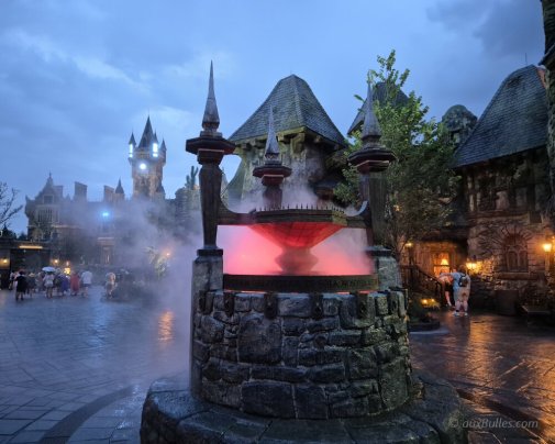 Dark Universe est le thème dédié aux monstres iconiques d'Universal, inspiré des films d'horreur emblématiques des années 1930