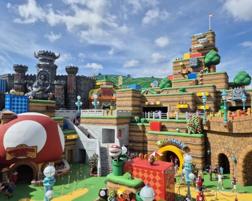 Affrontez Bowser ou explorez les paysages colorés en compagnie de Yoshi à Super Mario Land™