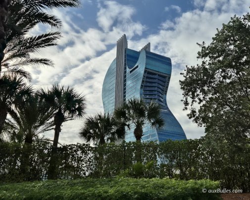 L'hôtel emblématique en forme de guitare du complexe hôtelier du Seminole Hard Rock Hotel & Casino