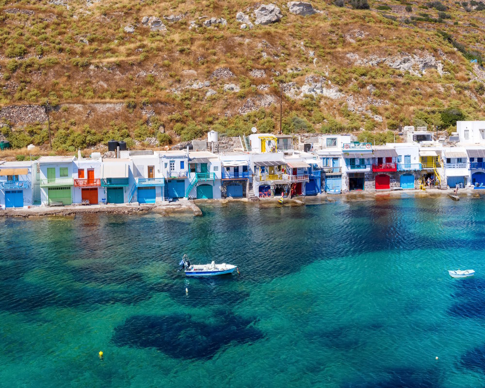 Le village de pêcheurs de Klima sur l'île de Milos dans les Cyclades Le village de pêcheurs de Klima sur l'île de Milos dans les Cyclades