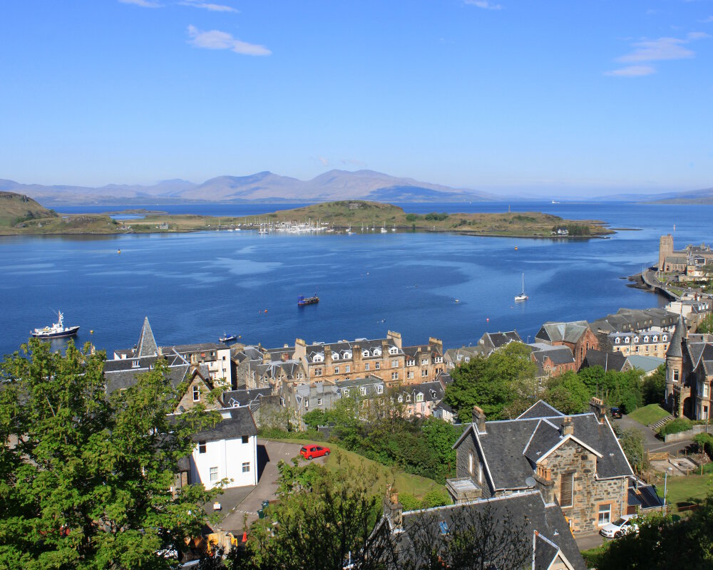 La baie d'Oban avec l'île de Kerrera au loin