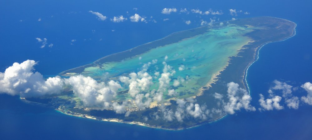 Une vue aérienne de l'atoll d'Aldabra perdu au milieu de l'océan Pacifique