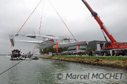 La mise à l'eau du maxi multicoque « Prince de Bretagne » le 26 octobre 2012