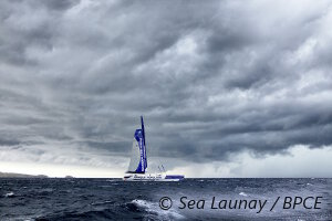 Le maxi trimaran Banque Populaire VII explose le record de la traversée de la Méditerranée détenu par Thomas Coville !