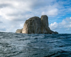 L'île de Malpelo L'île de Malpelo
